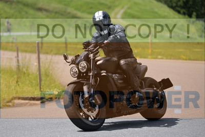 hostettler_roadshow_glaubenberpass_059_fotopower_2022