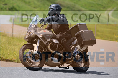 hostettler_roadshow_glaubenberpass_067_fotopower_2022