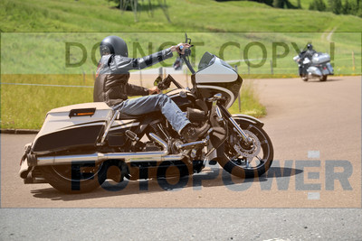hostettler_roadshow_glaubenberpass_074_fotopower_2022