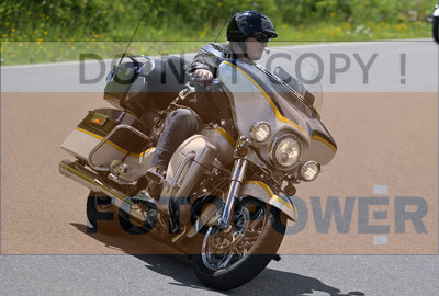 hostettler_roadshow_glaubenberpass_069_fotopower_2022