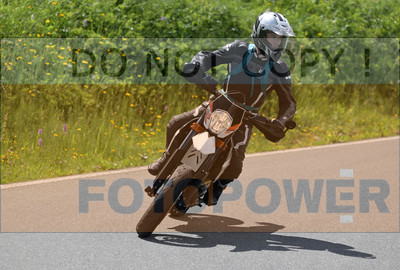 hostettler_roadshow_glaubenberpass_037_fotopower_2022