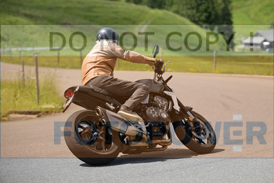 hostettler_roadshow_glaubenberpass_066_fotopower_2022